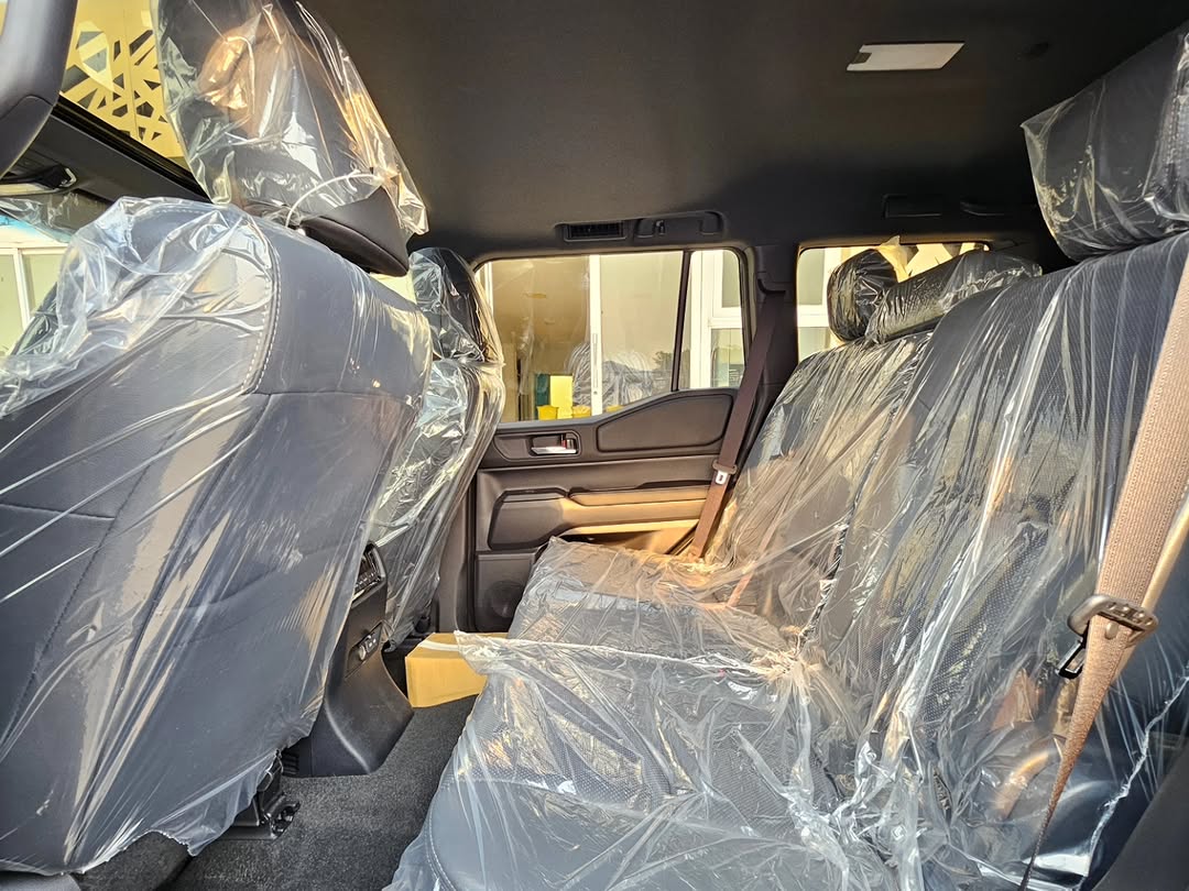 2025 Prado Adventure: Ultimate Luxury Meets Unstoppable Off-Road Power