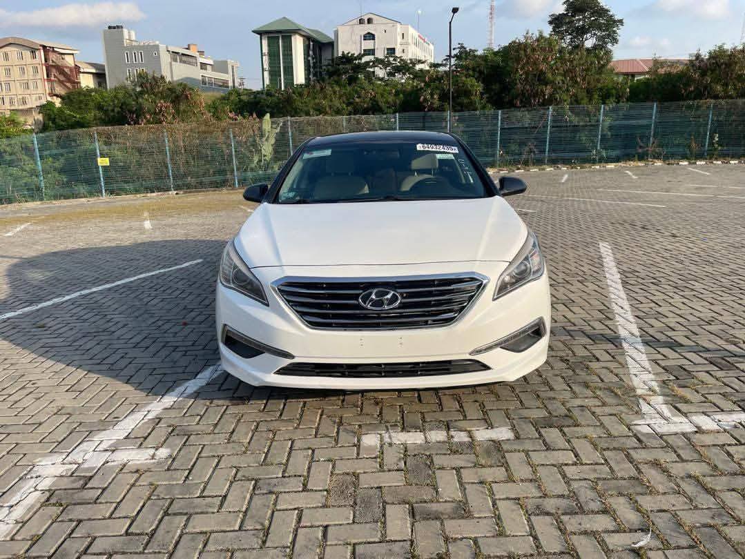 2015 Hyundai Sonata: Luxury & Value in Ikeja