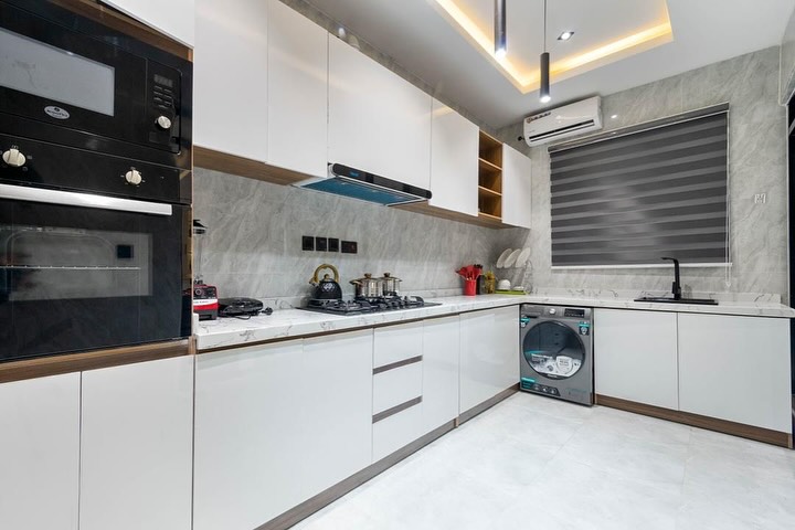 Lagos Luxury Living: Pool, Gym & Smart 2-Bedroom Haven