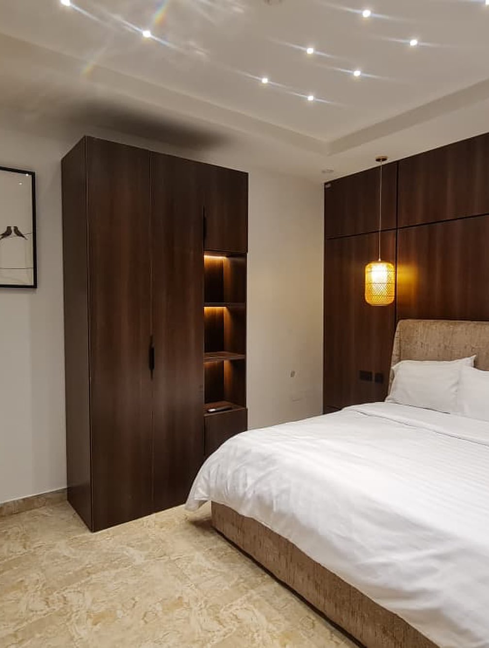 Elegant 3-Bedroom Haven with Gym & Netflix in Anthony