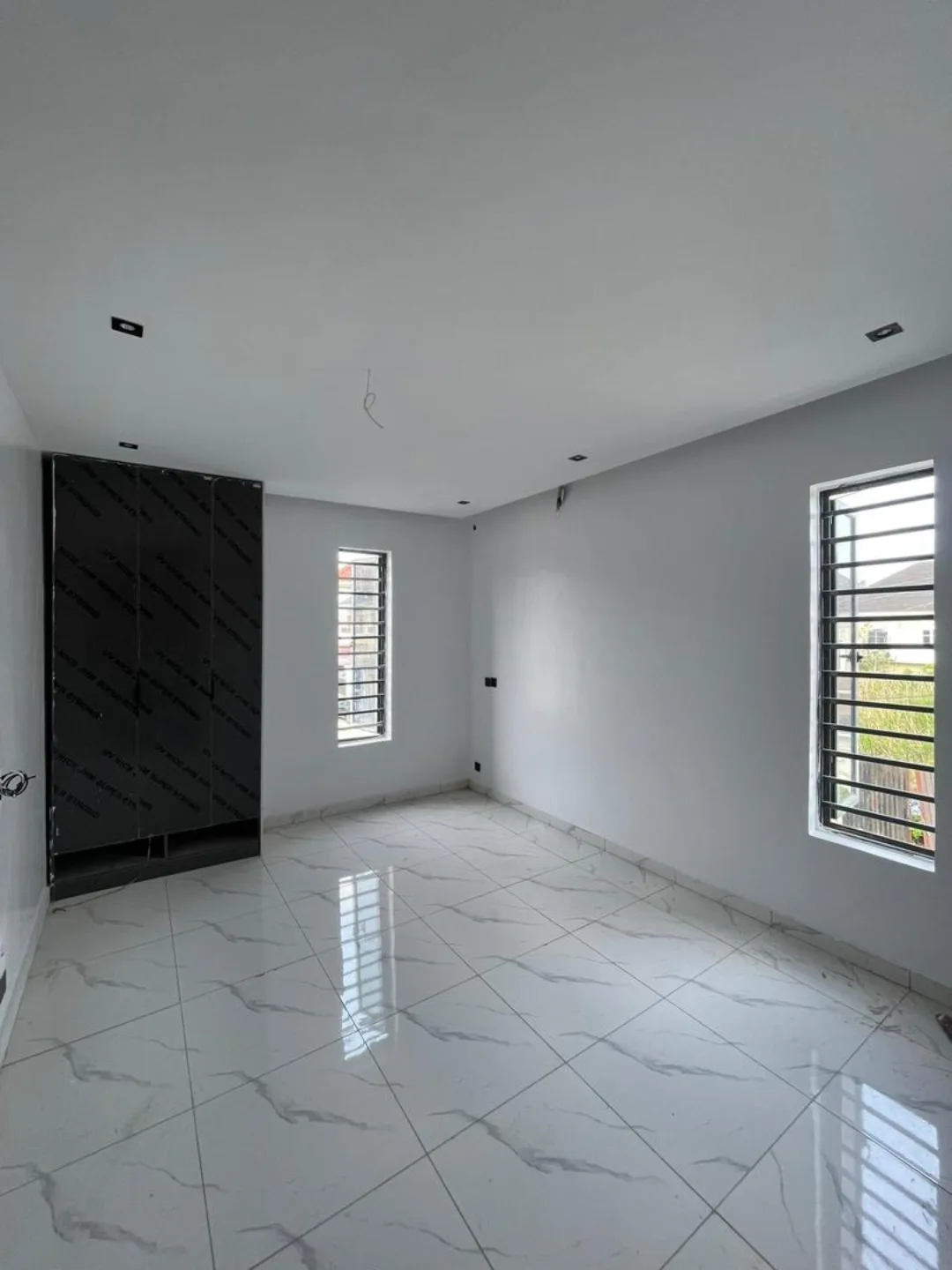 Grand 5-Bedroom Duplex with Resort-Style Pool in Lekki