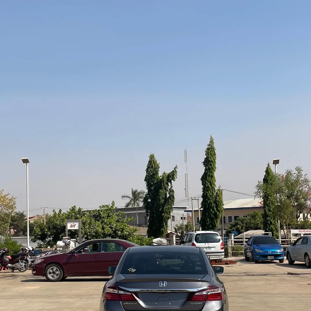 2017 Honda Accord Sport: Luxury Drive, Original Docs