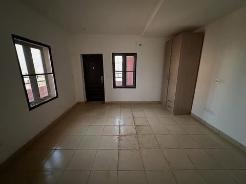 Stunning 3-Bed Ensuite in Serene Durumi, Abuja