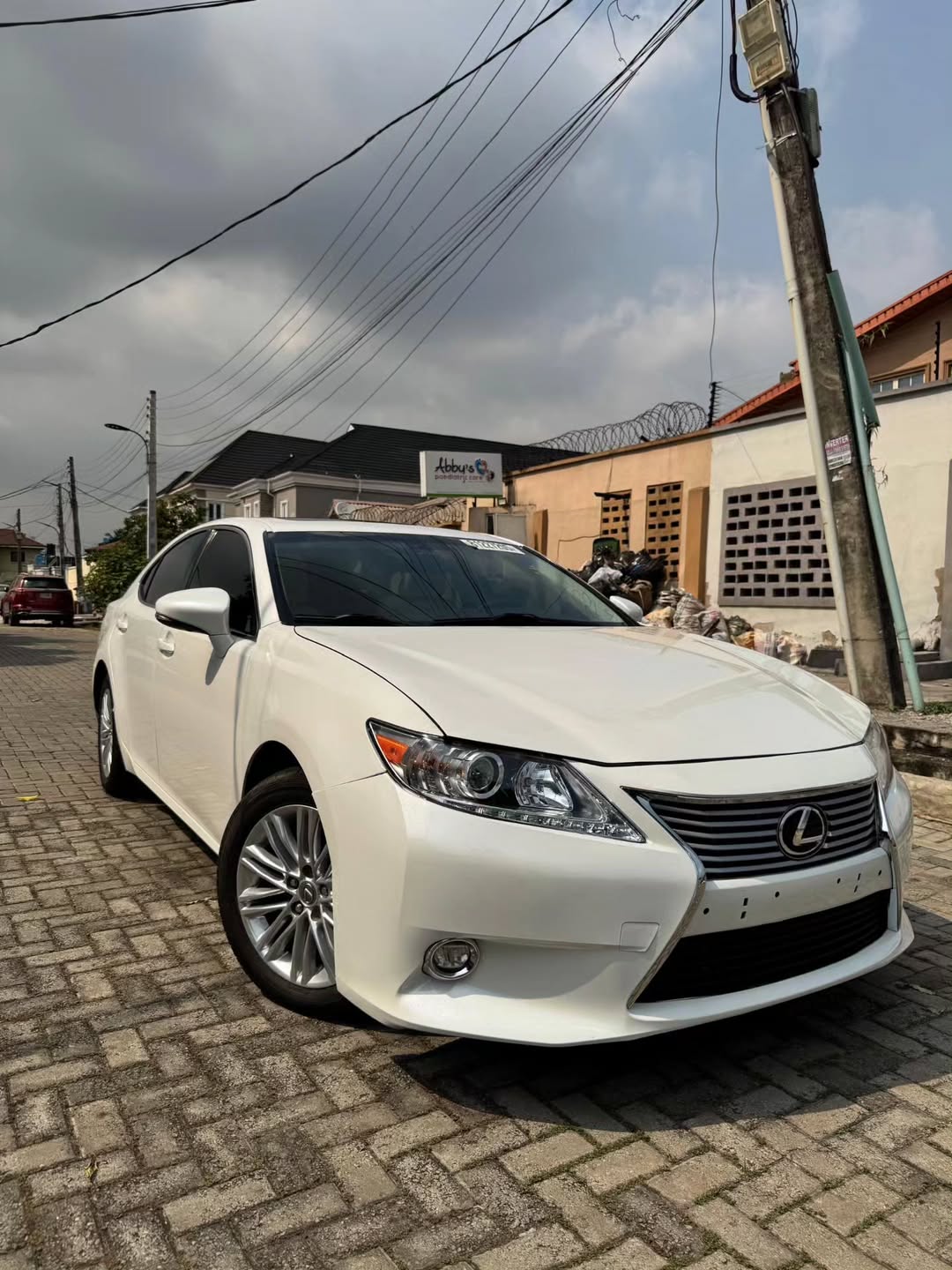 2014 Lexus ES350: Luxury for Just ₦17.5M!