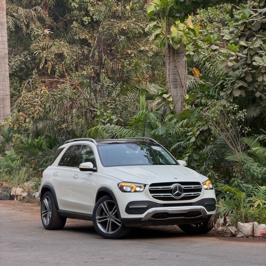 Luxury 2020 Mercedes GLE350: Duty-Paid & Panoramic Roof