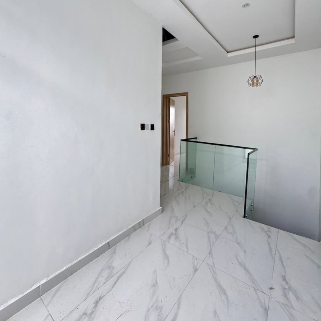 Stunning 4-Bed Duplex with BQ in Prime Ikota Estate