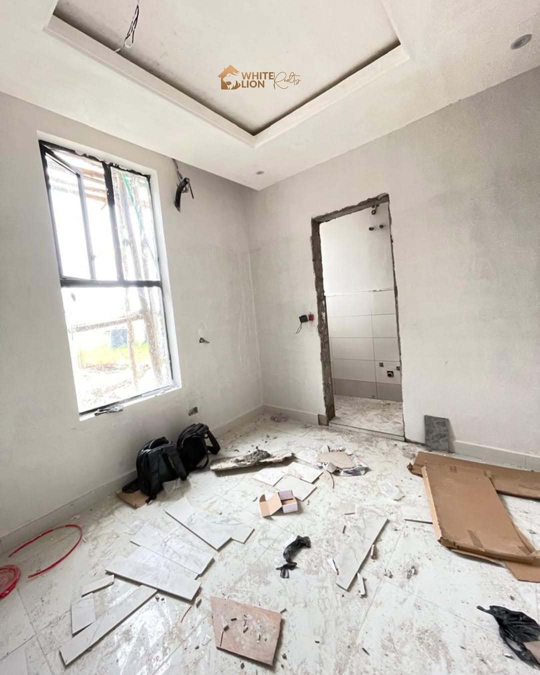 Lekki Phase 1 Gem: Spacious 2-Bed Maisonette with C of O