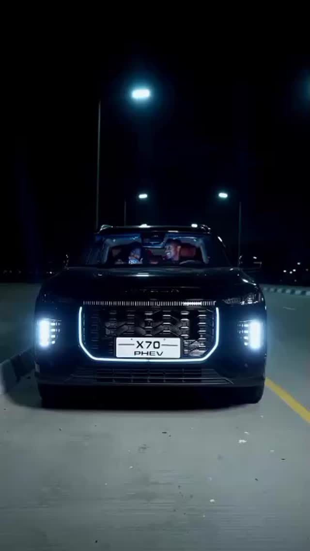 Jetour X70 PHEV: Hybrid Power, Bold Style.