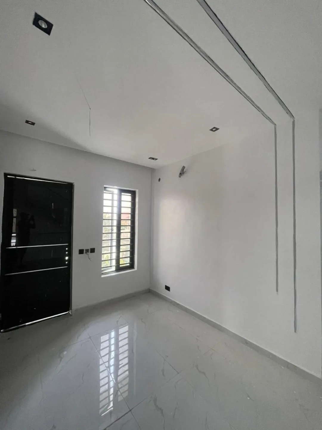 Grand 5-Bedroom Duplex with Resort-Style Pool in Lekki