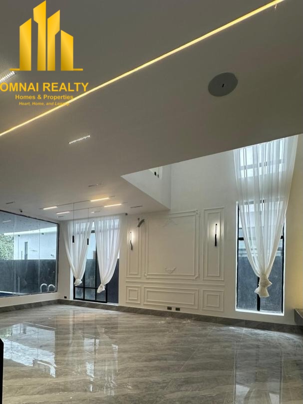 Lekki’s Premier 4-Bedroom Duplex with BQ