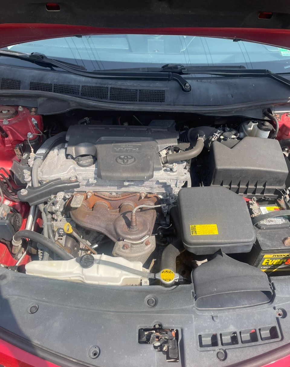 2013 Camry SE: Sunroof & Camera, Unbeatable Price