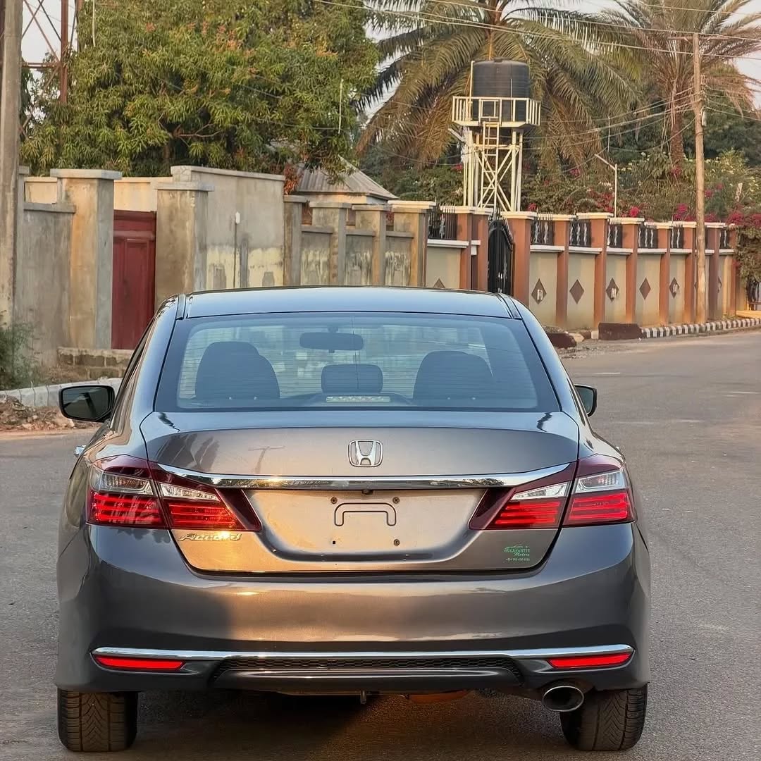 2017 Honda Accord Manual: Rare Find, Unbeatable Price