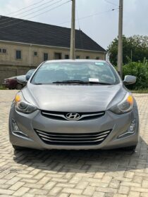 2015 Elantra Sport: Sunroof