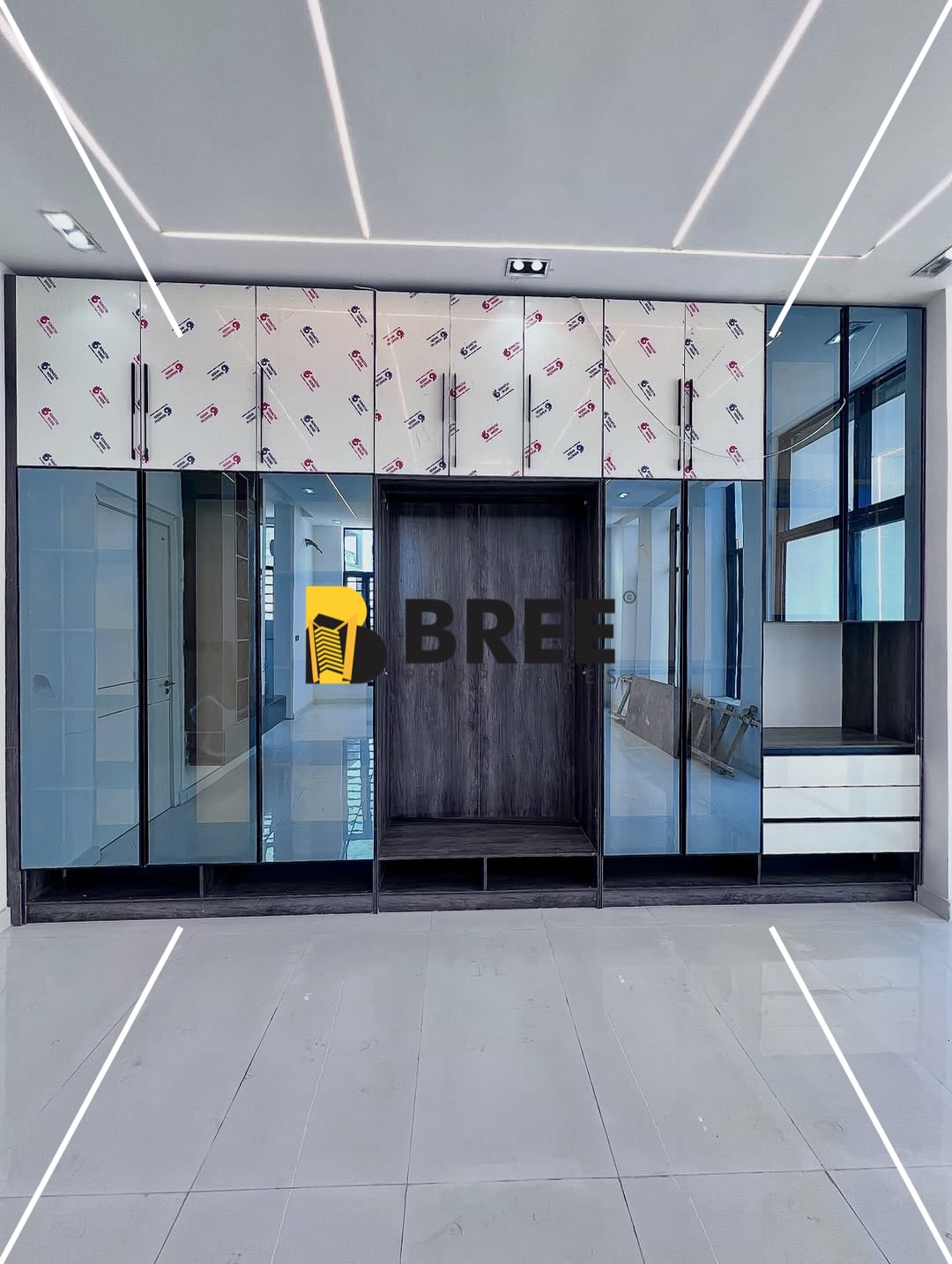 Chevron’s Crown Jewel: 5BR Poolside Paradise