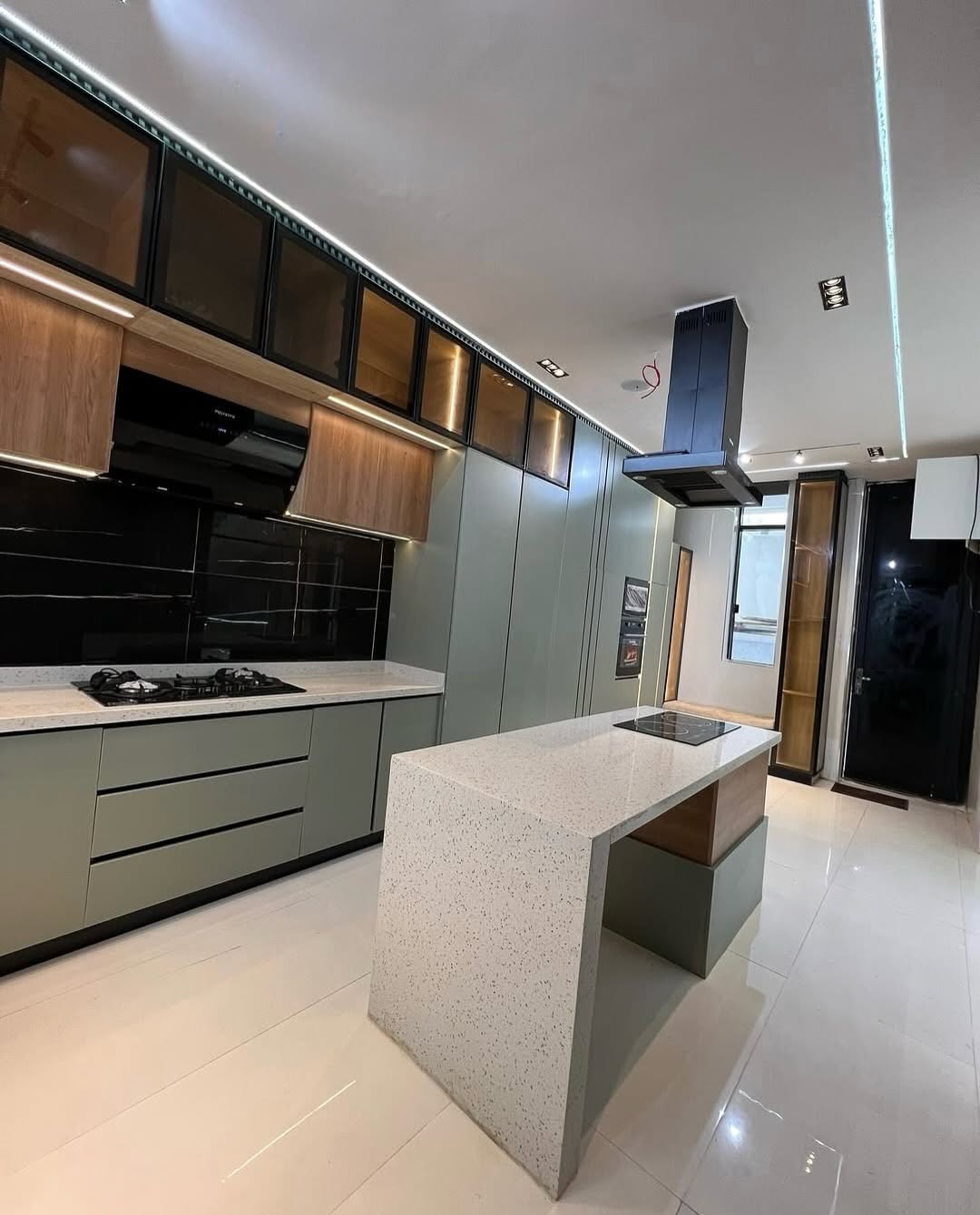 Exclusive 6-Bed Duplex with Pool & Cinema in Lekki