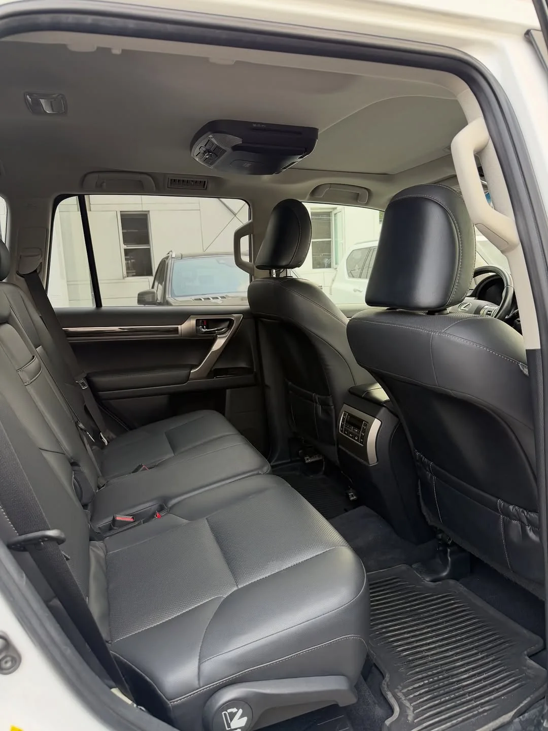 Luxury Lexus GX460: Pre-Order & Save Now