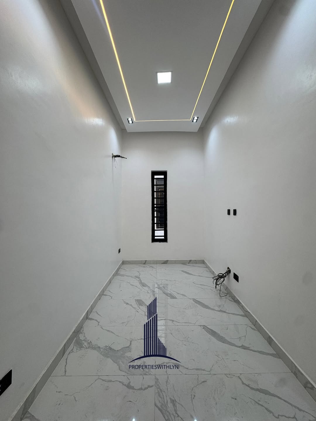 Elegant 4-Bedroom Haven with BQ in Lekki