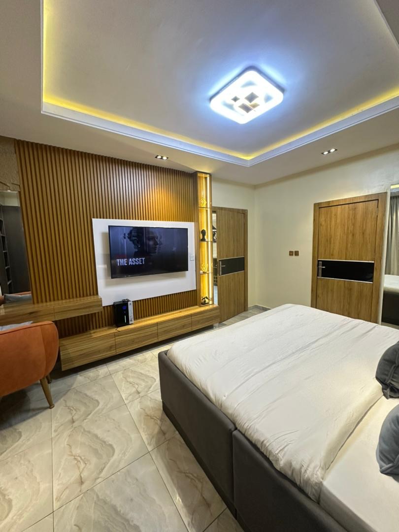 Lekki Phase 1: 2-Bed Haven with PS5 & Snooker