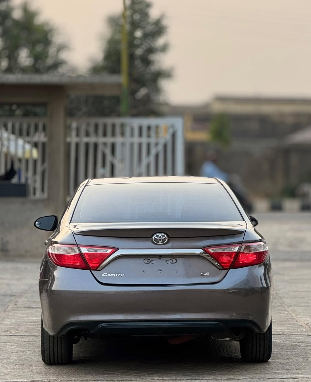 2016 Toyota Camry SE: Pristine & Duty-Paid in Kaduna