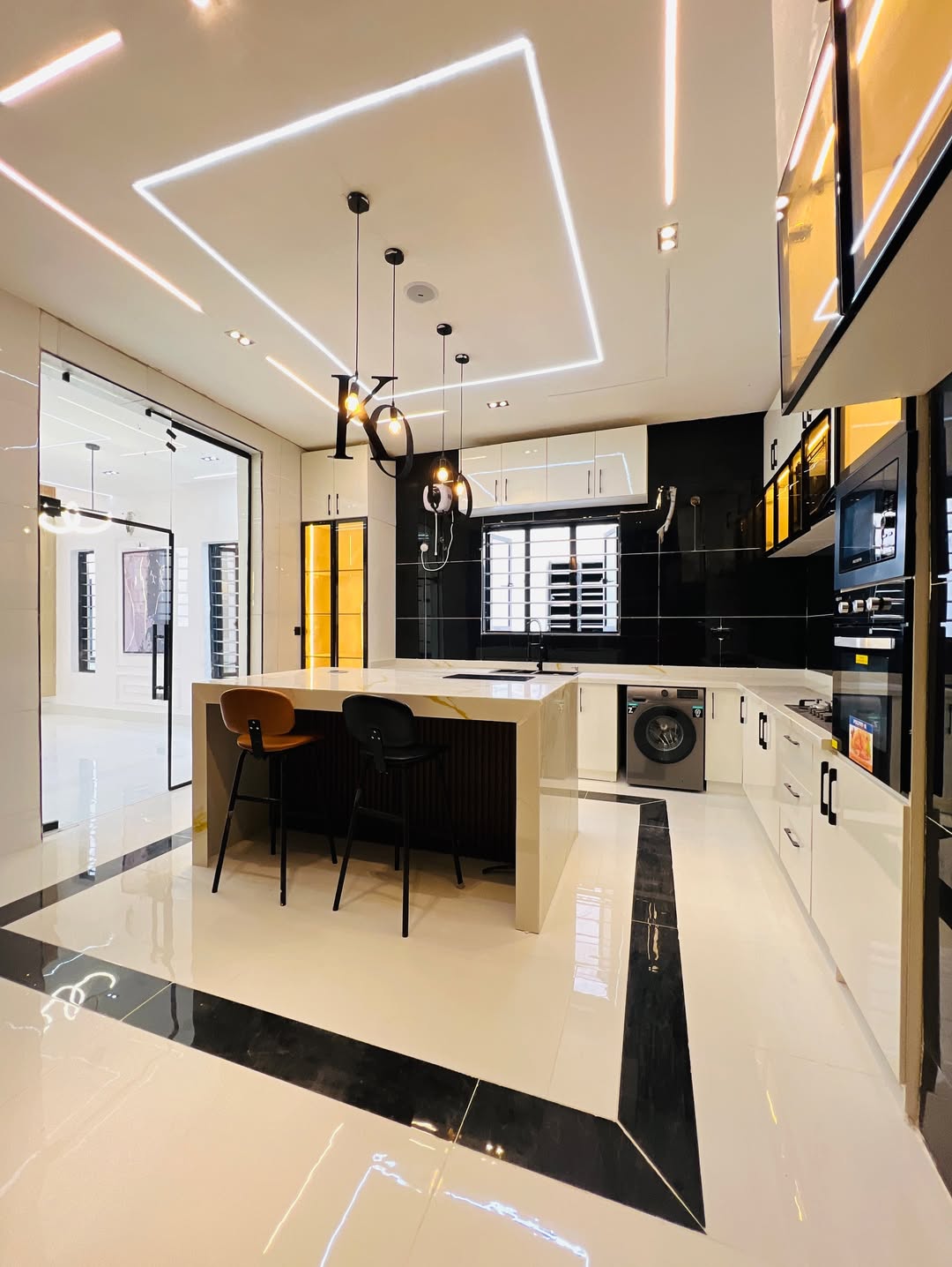 Ultimate 5-Bed Lekki Duplex with Cinema & Rooftop