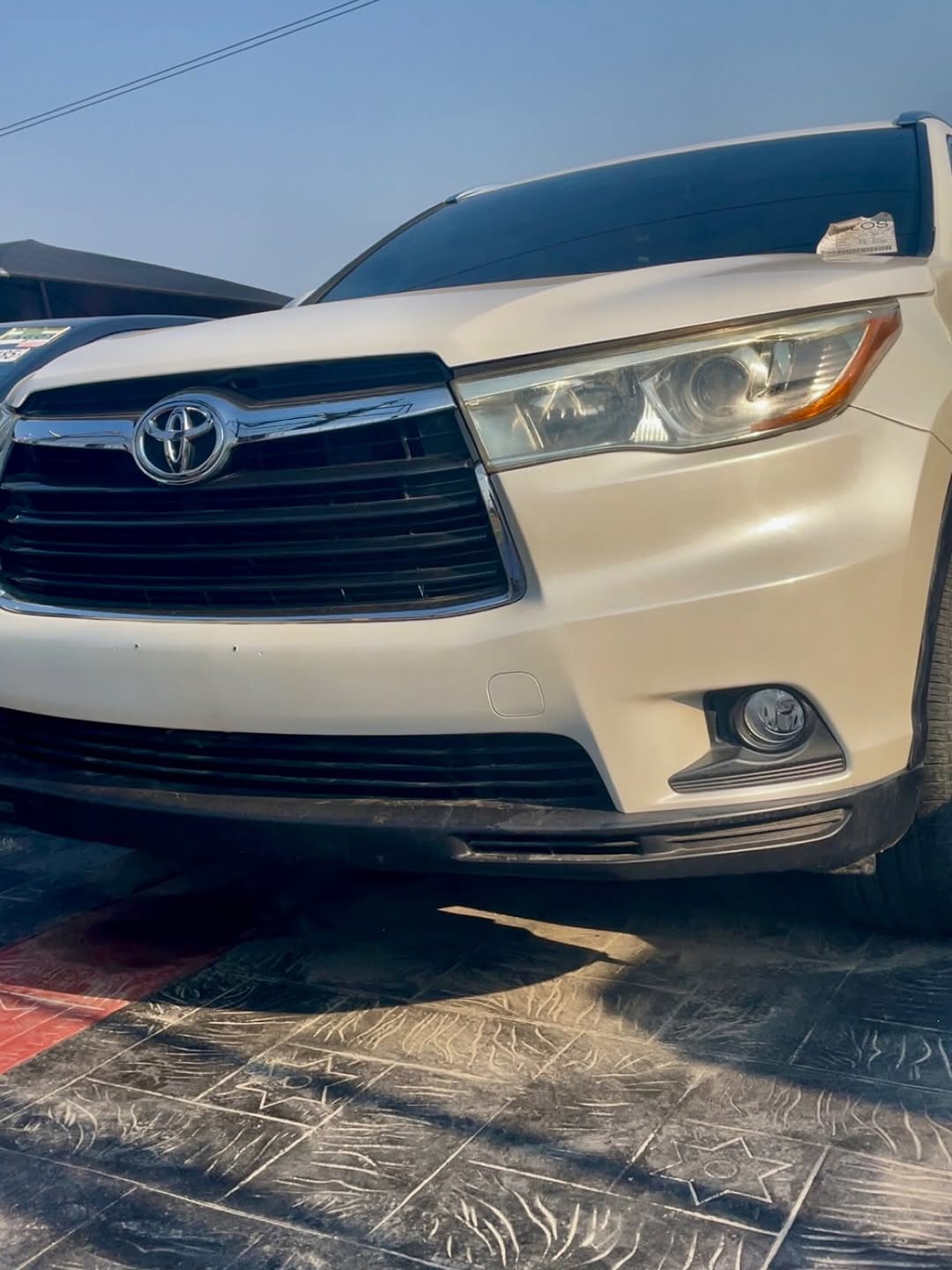 2015 Highlander: Spacious, Smooth, Dependable Family SUV