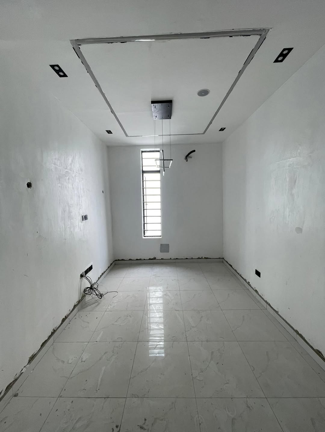 Spacious 5-Bedroom Duplex in Prime Chevron Lekki