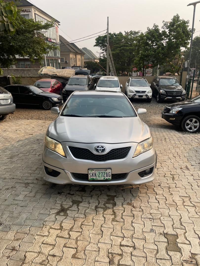 Unbeatable 2009 Camry: Super Clean, Perfectly Priced