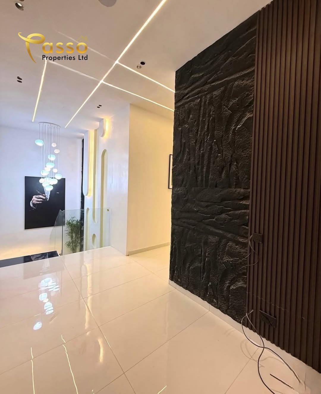 Sleek 5-Bed Haven with Pool in Ajah