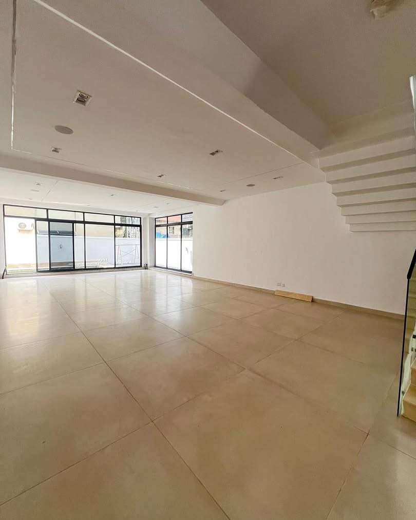 Lekki’s Ultimate 5-Bedroom Haven with Cinema & Pool