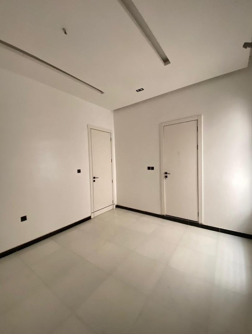 Ultimate 4-Bedroom Duplex with Pool & BQ in Ajah