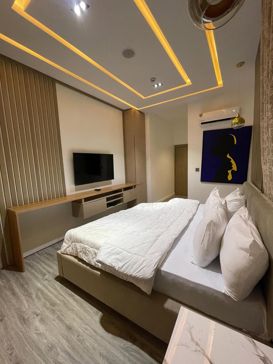 Live Your Abuja Dream: Automated 2-Bed with Pool & Gym