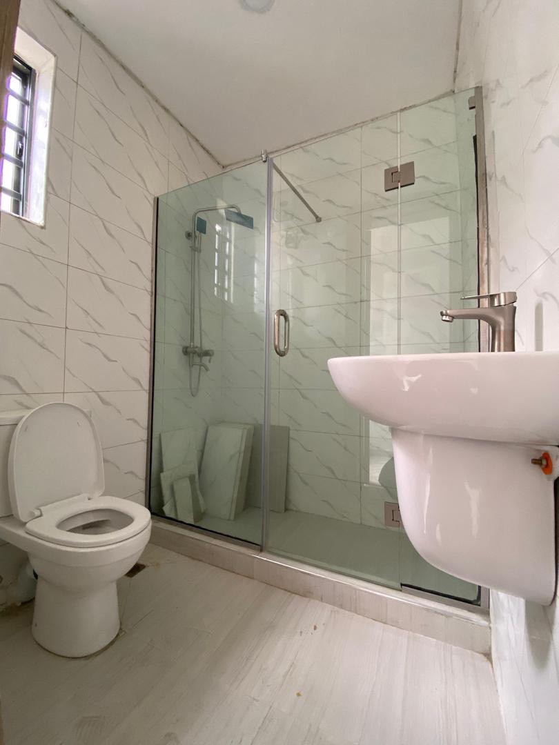 Spacious 4-Bedroom Haven in Prime Lagos Estate