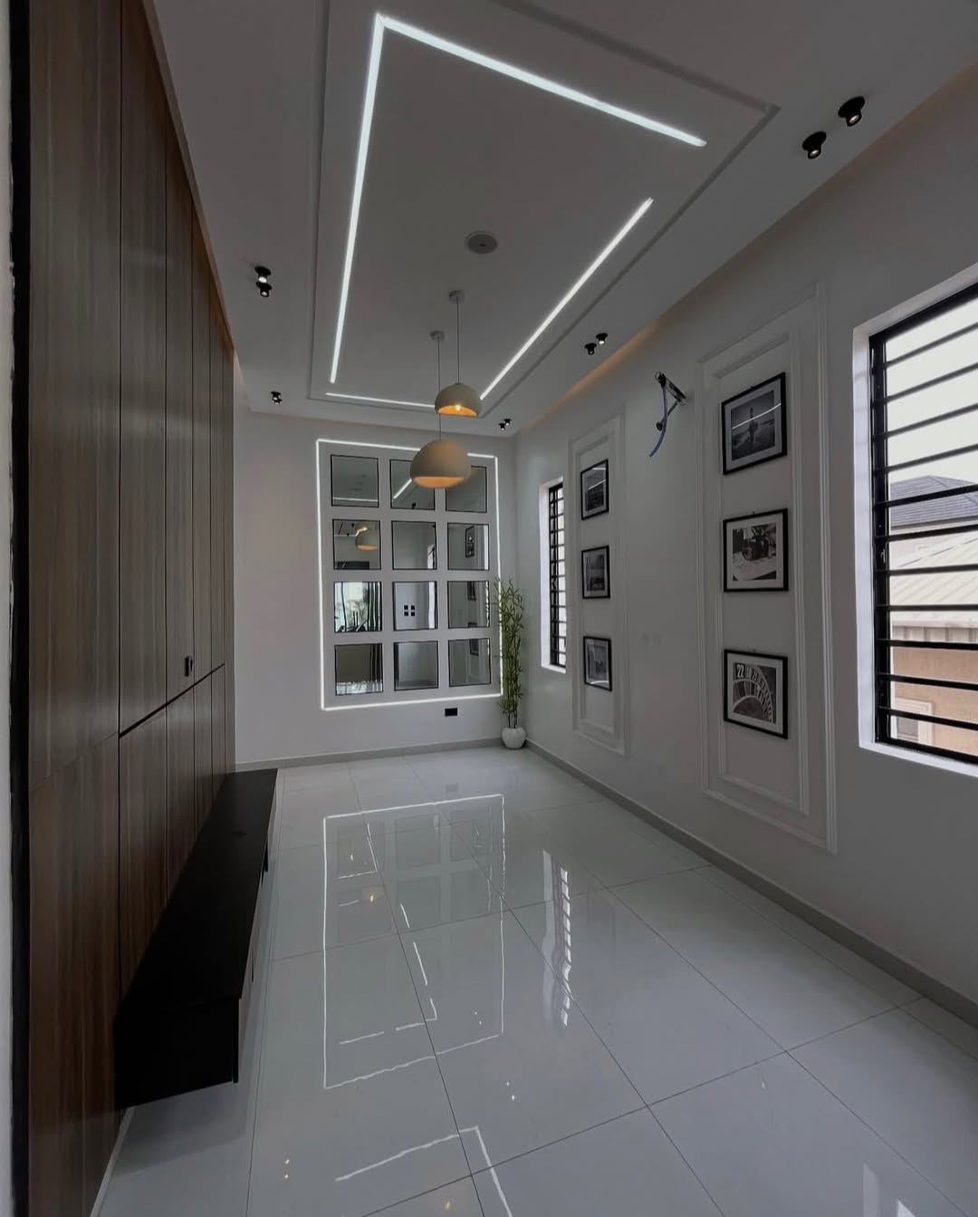 Lagos Luxury: 5-Bed Duplex with Pool & Gym in Ikota