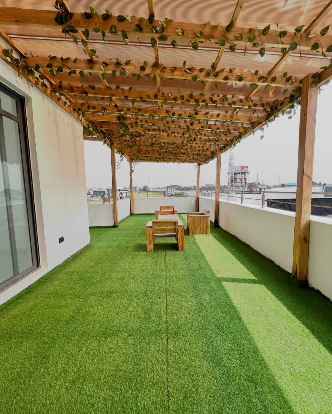 5-Bed Smart Estate Duplex in Chevron | Secure Luxury