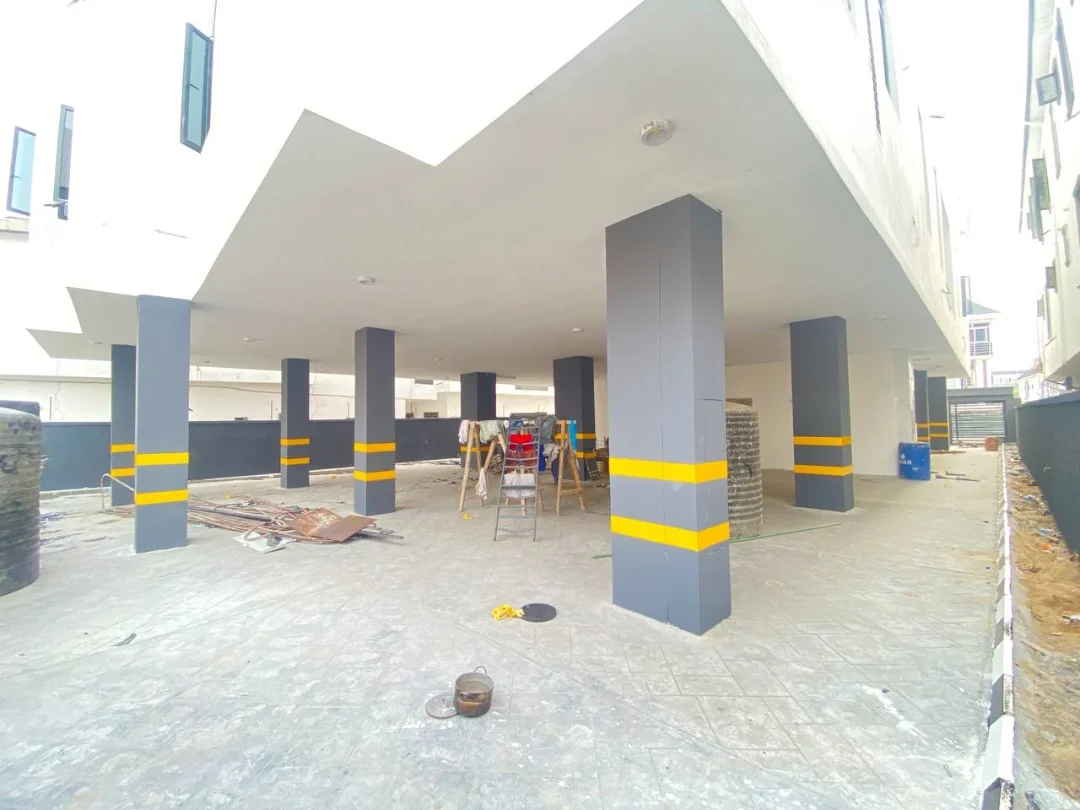Lekki’s Ultimate Shortlet Gem: High-Yield Luxury Awaits