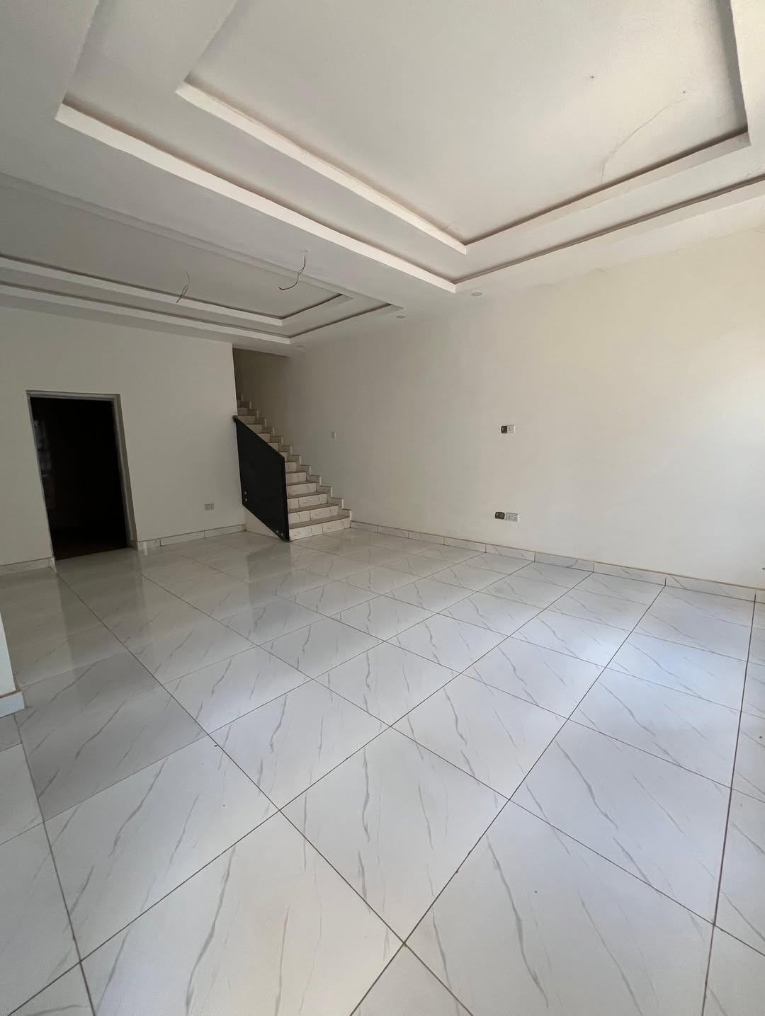 Elegant 4-Bed Terrace Duplex in Gaduwa