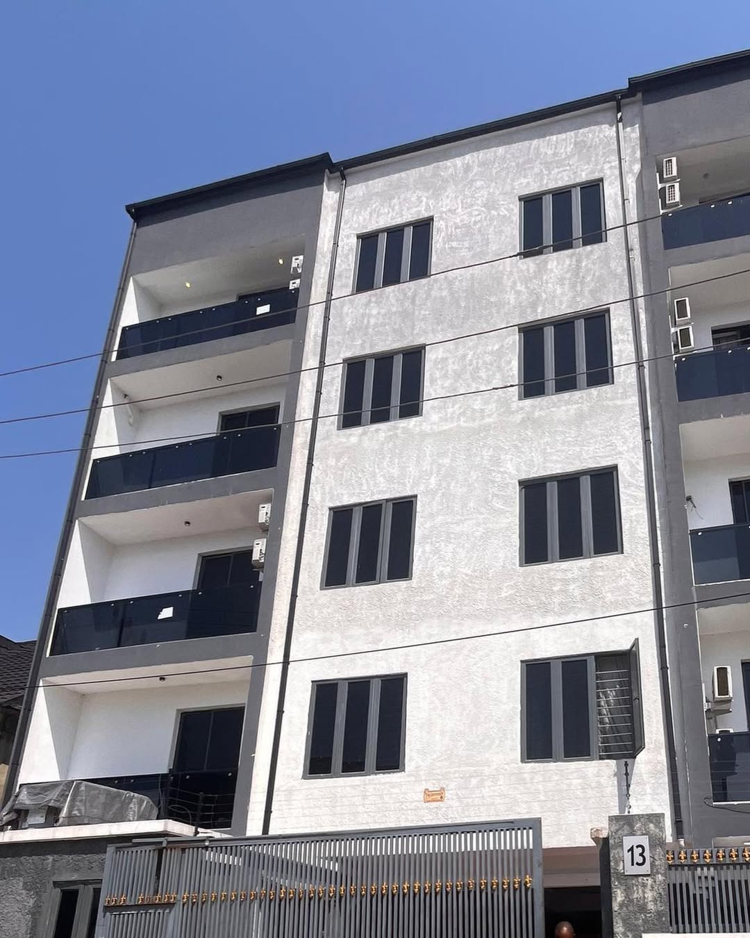 Lekki’s Finest: 2-Bedroom Family Haven in Ikate