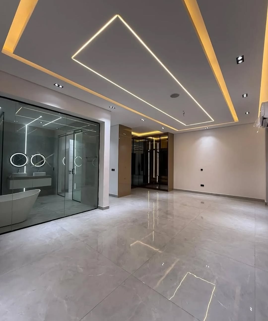 Lekki Luxury: 5-Bed Smart Home with Pool & Cinema