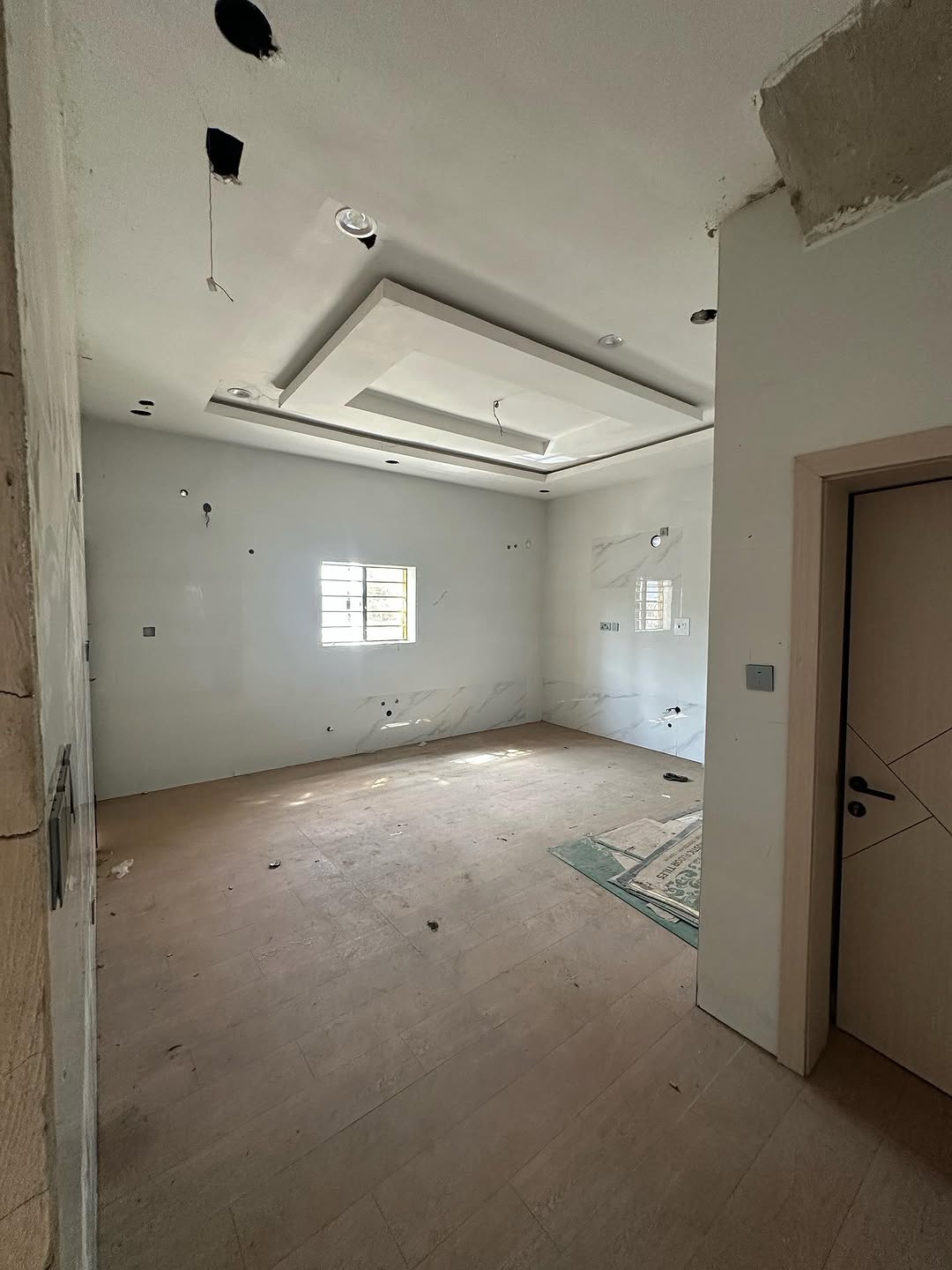 Sleek 3-Bedroom Duplex with Pool in Serene Lugbe