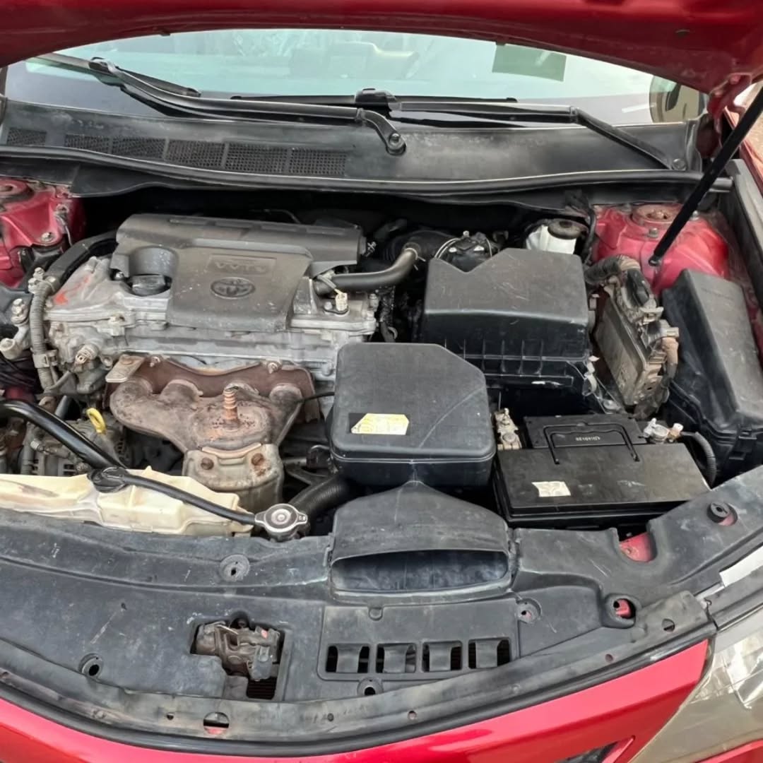 2013 Camry SE: Super Clean, Duty Paid, 9.5M