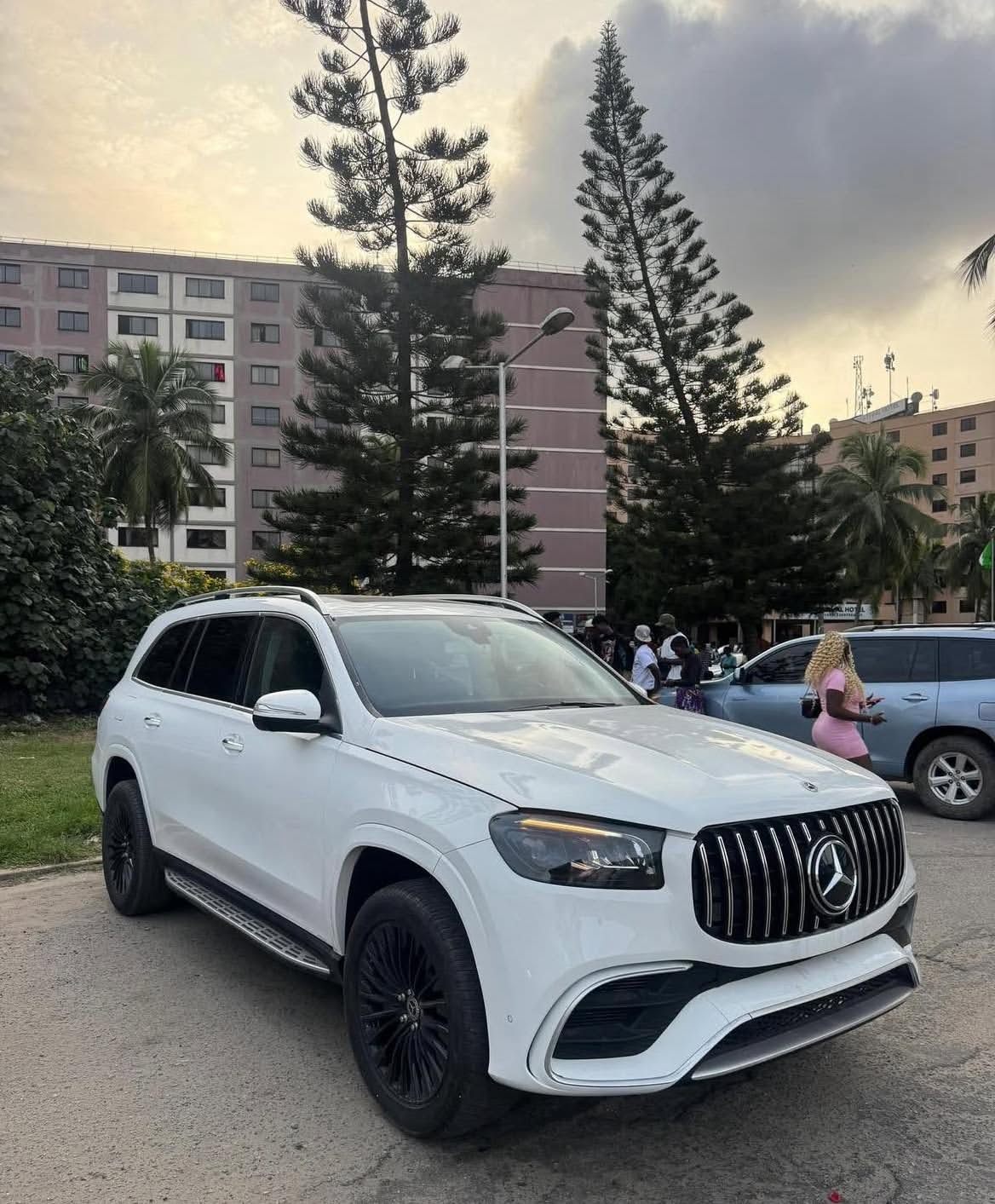 Luxury GLS 450: Pay 40%, Drive Today