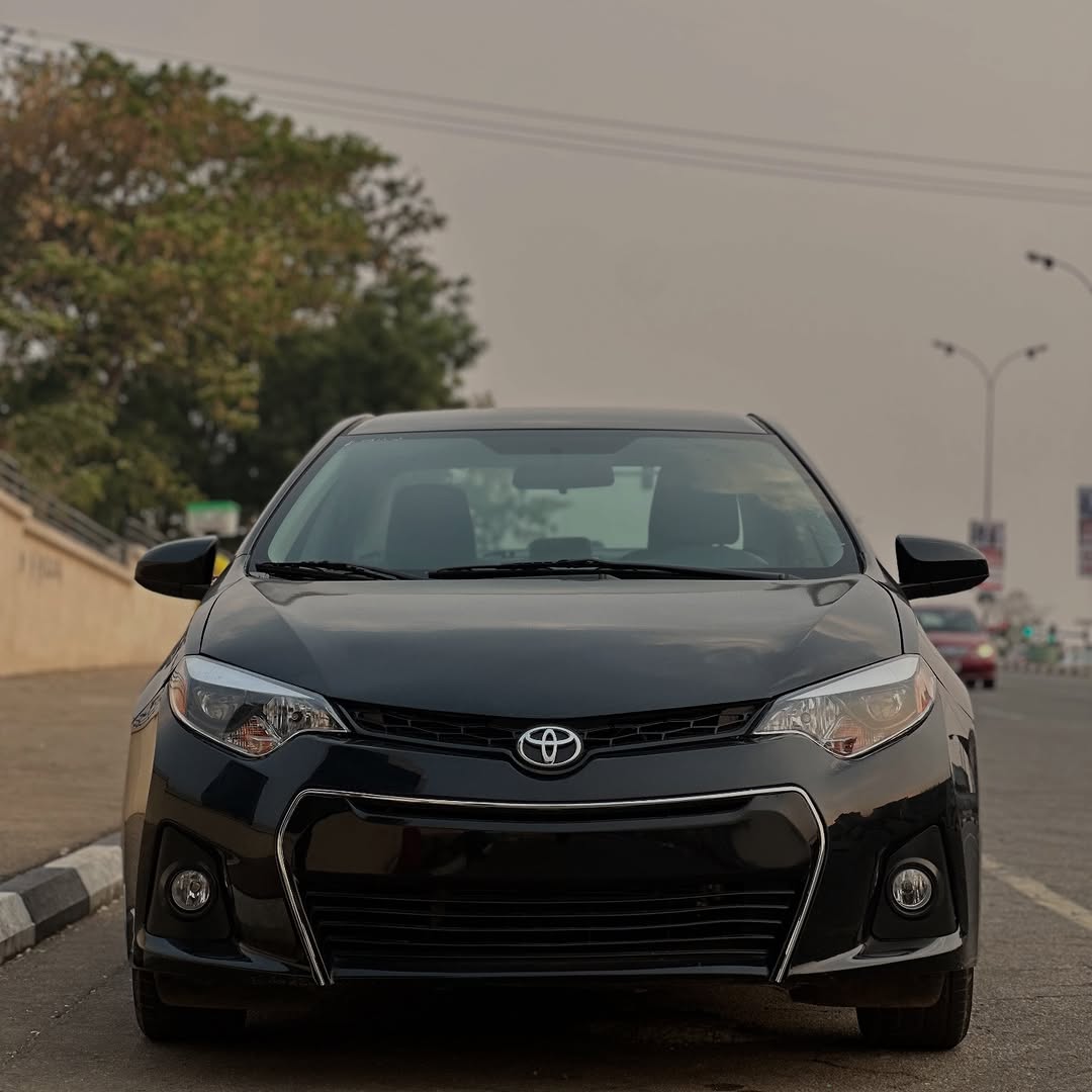 2014 Toyota Corolla LE: Spotless & Duty-Paid