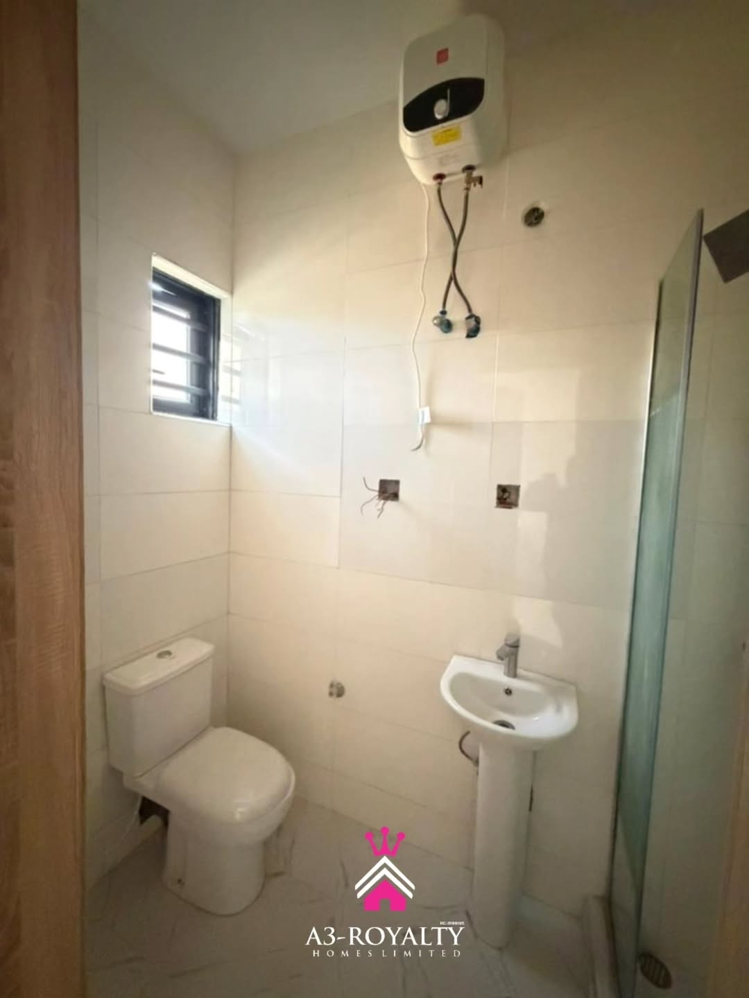 Elegant 4-Bed Semi-Detached Duplex in Prime Lekki