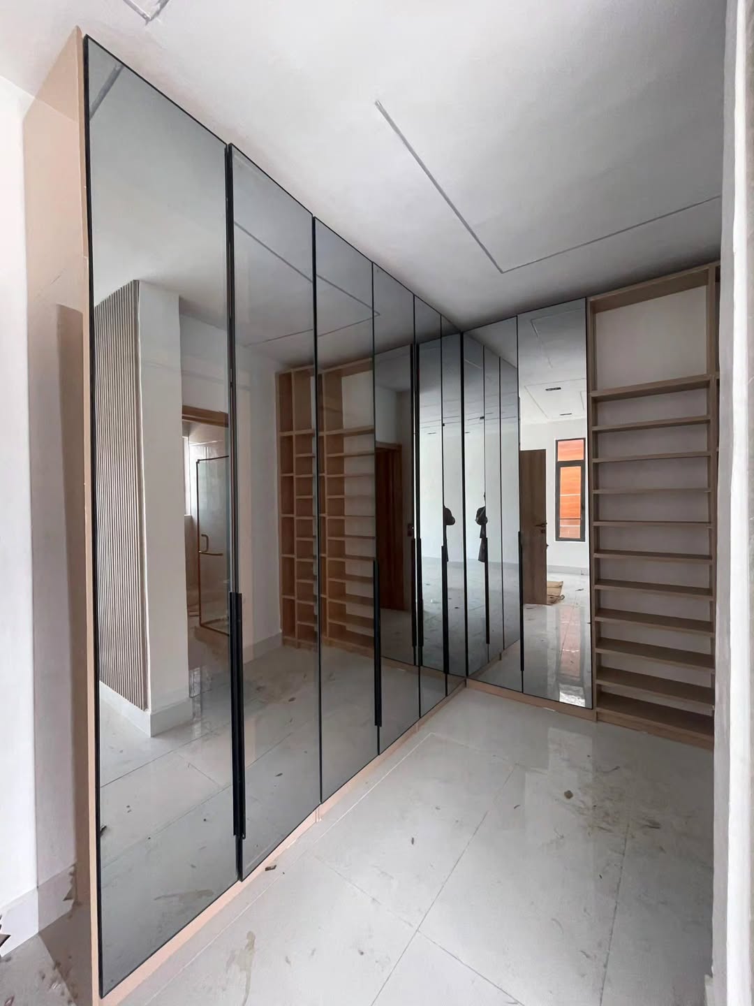 Spacious 5-Bedroom Duplex with Pool in Ajah