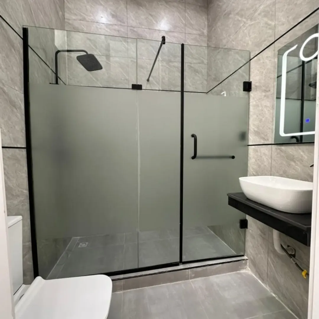 Chevron’s Premier Estate: A 5-Bedroom Oasis with Pool