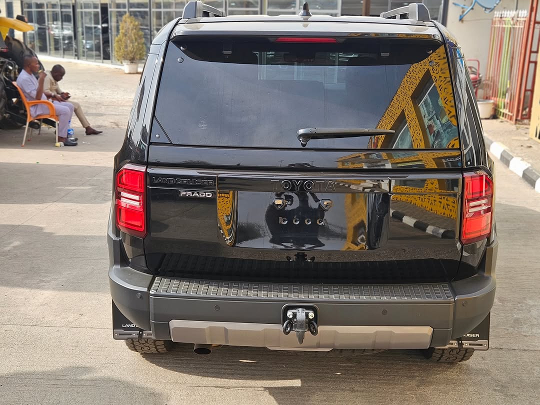 2025 Toyota Prado: Ultimate Luxury SUV Power