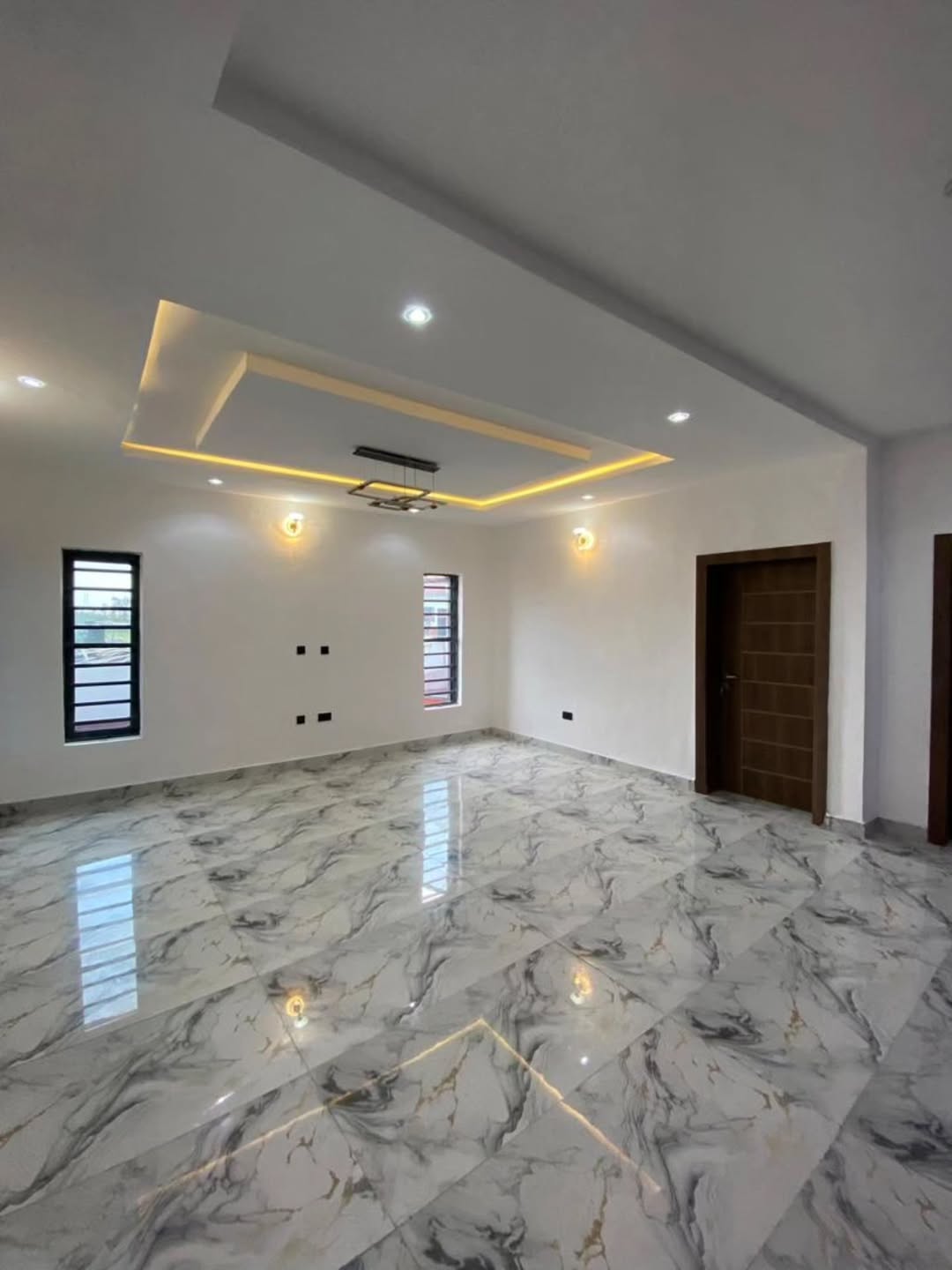 Spacious 4-Bedroom Duplex with BQ in Prime Lekki