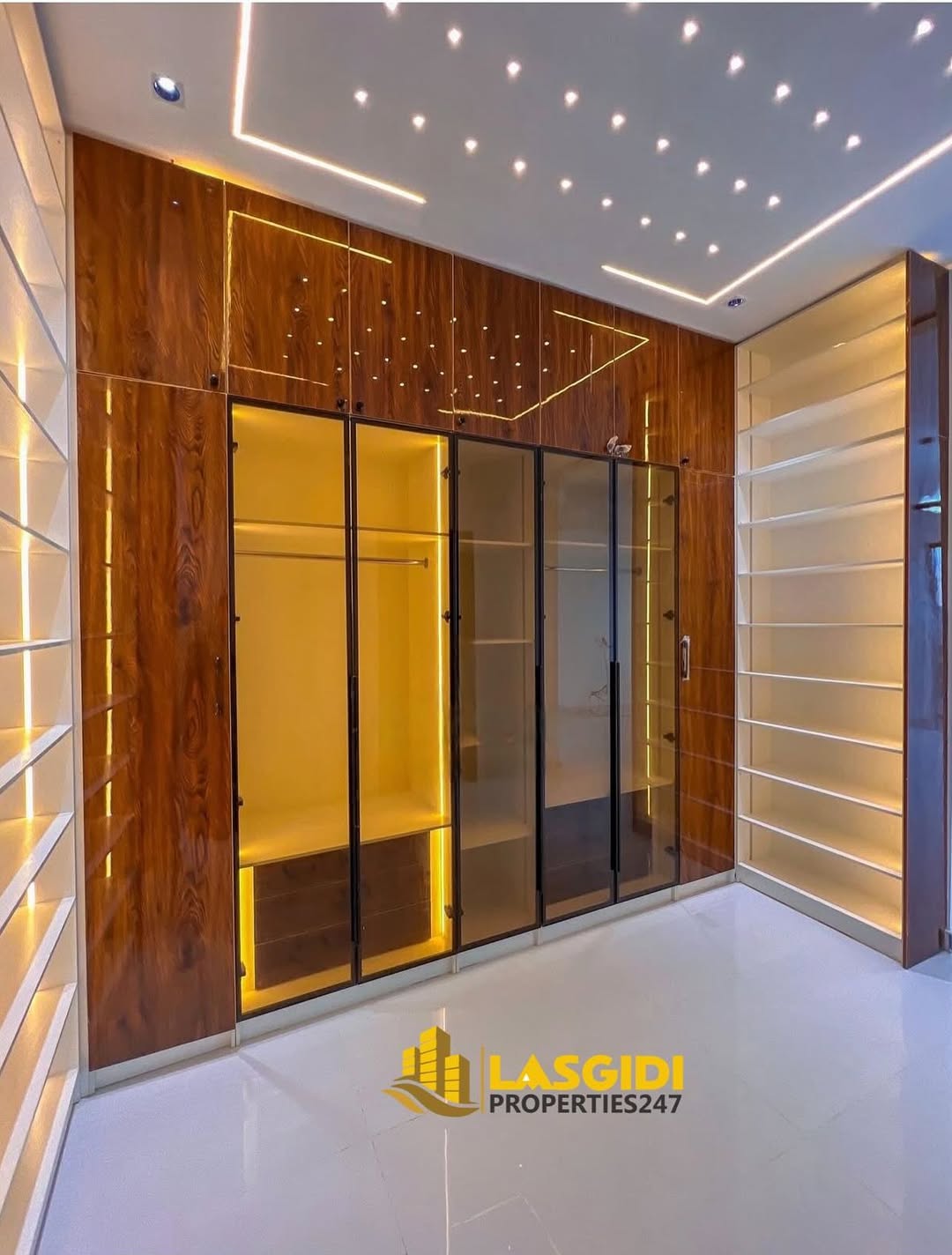 Stunning 5-Bed Duplex with Pool in Serene Lekki