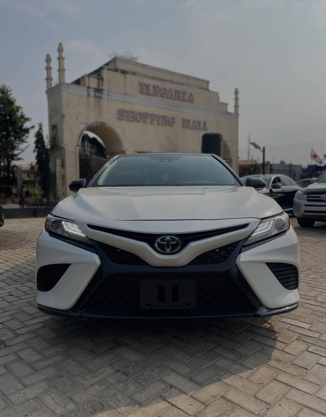 2020 Camry XSE: Panoramic Sunroof & Luxury at 36M