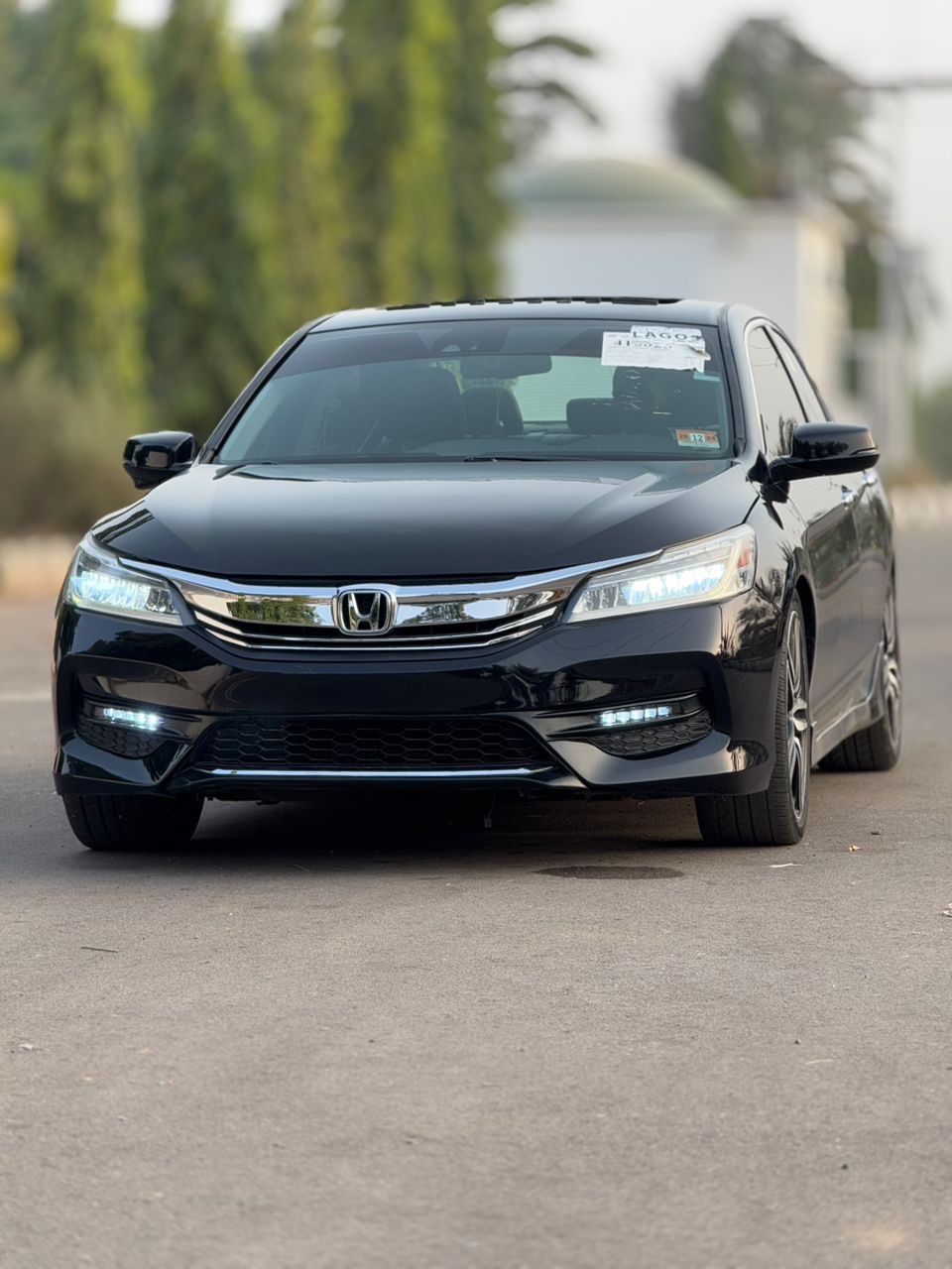 Luxury V6 Power: 2017 Honda Accord EX-L